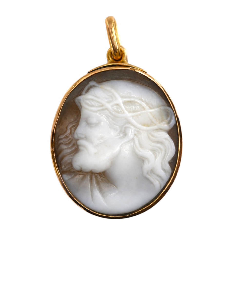 Antique Cameo On Carnelian Pendant