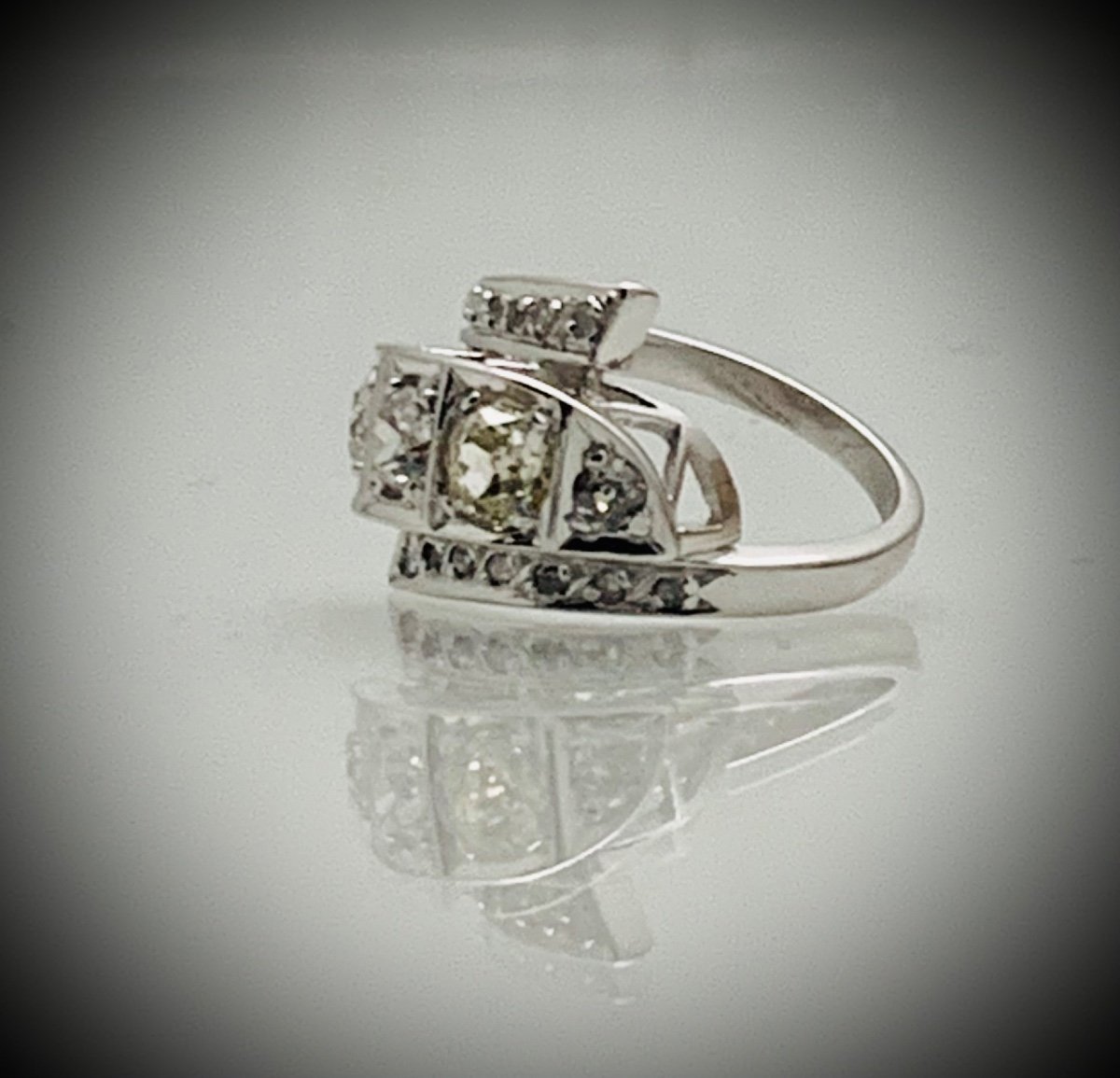 Art Deco Diamond Ring-photo-2