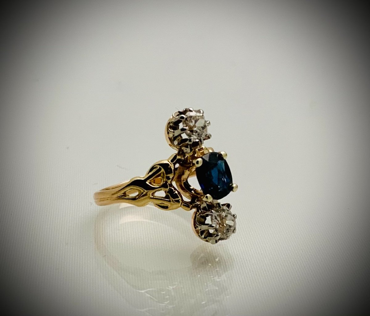 Art Nouveau Sapphire And Diamond Ring-photo-2