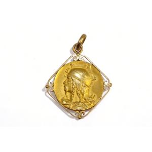 Pendentif Médaille Gauloise 1900