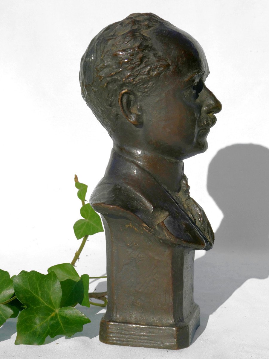 Bronze Sculpture 1900, Bust Of Elegant, Man In Suit, Dandy, Signed Wanlunuit-photo-3