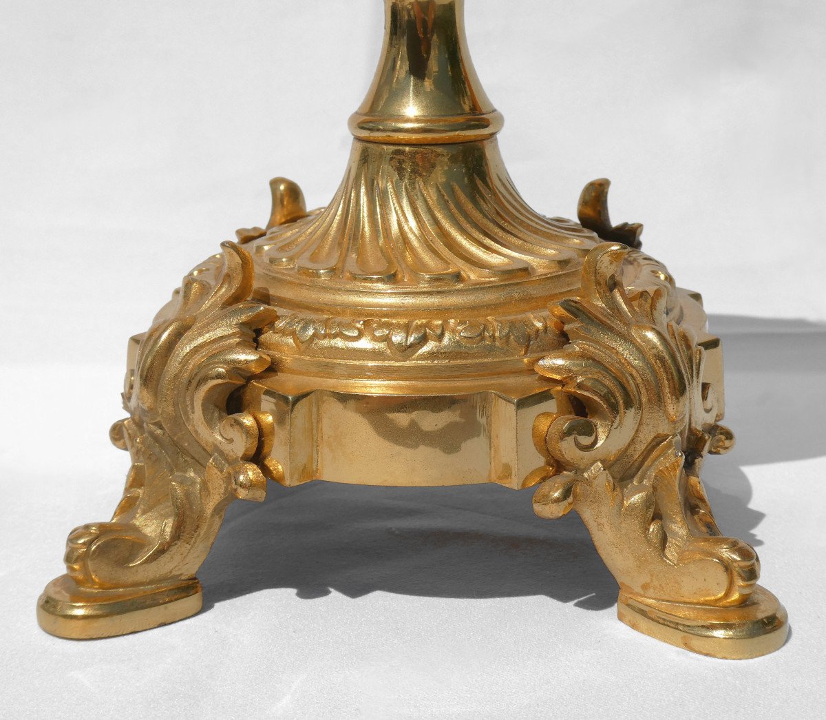 Grande Lampe De Table , Bronze Doré & Oeuf d'Autruche Maison Charles Style Louis XV Design 1970-photo-3