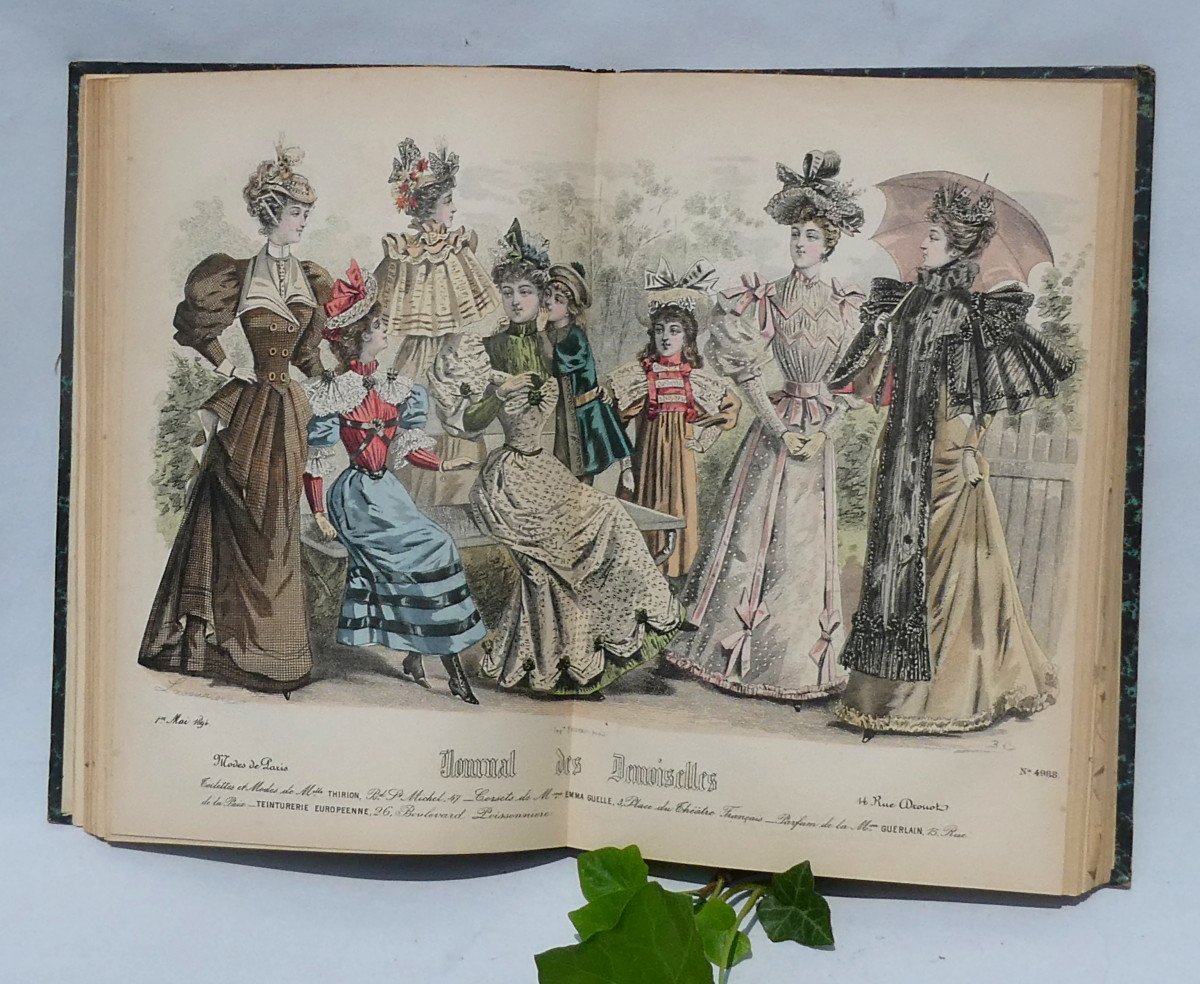 Journal Des Demoiselles Livre Relié De Gravures De Mode Colorisées Belle Epoque XIXe 1894