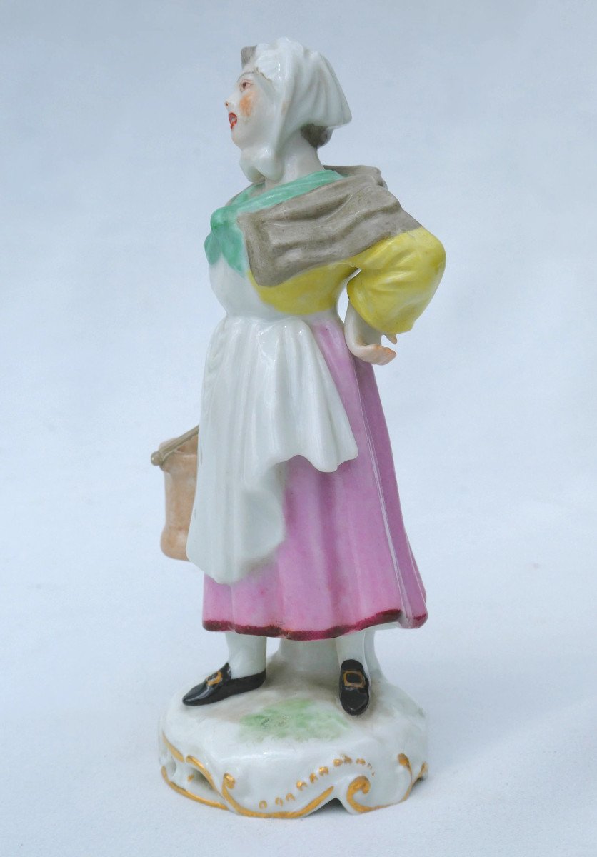 19th Century Porcelain Subject, Petit Métier d'Antan, Meissen Style, La Lavandiere, Samson Paris-photo-3