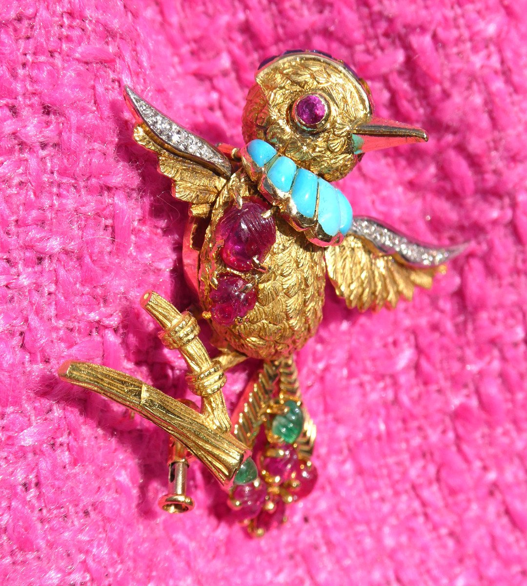 Broche Articul&eacute;e Mauboussin &eacute;poque 1960 , Oiseau En Or , Platine , Diamants , Saphire , Rubis &amp; Turquoise , oiseau branch&eacute; , Bijou-photo-3