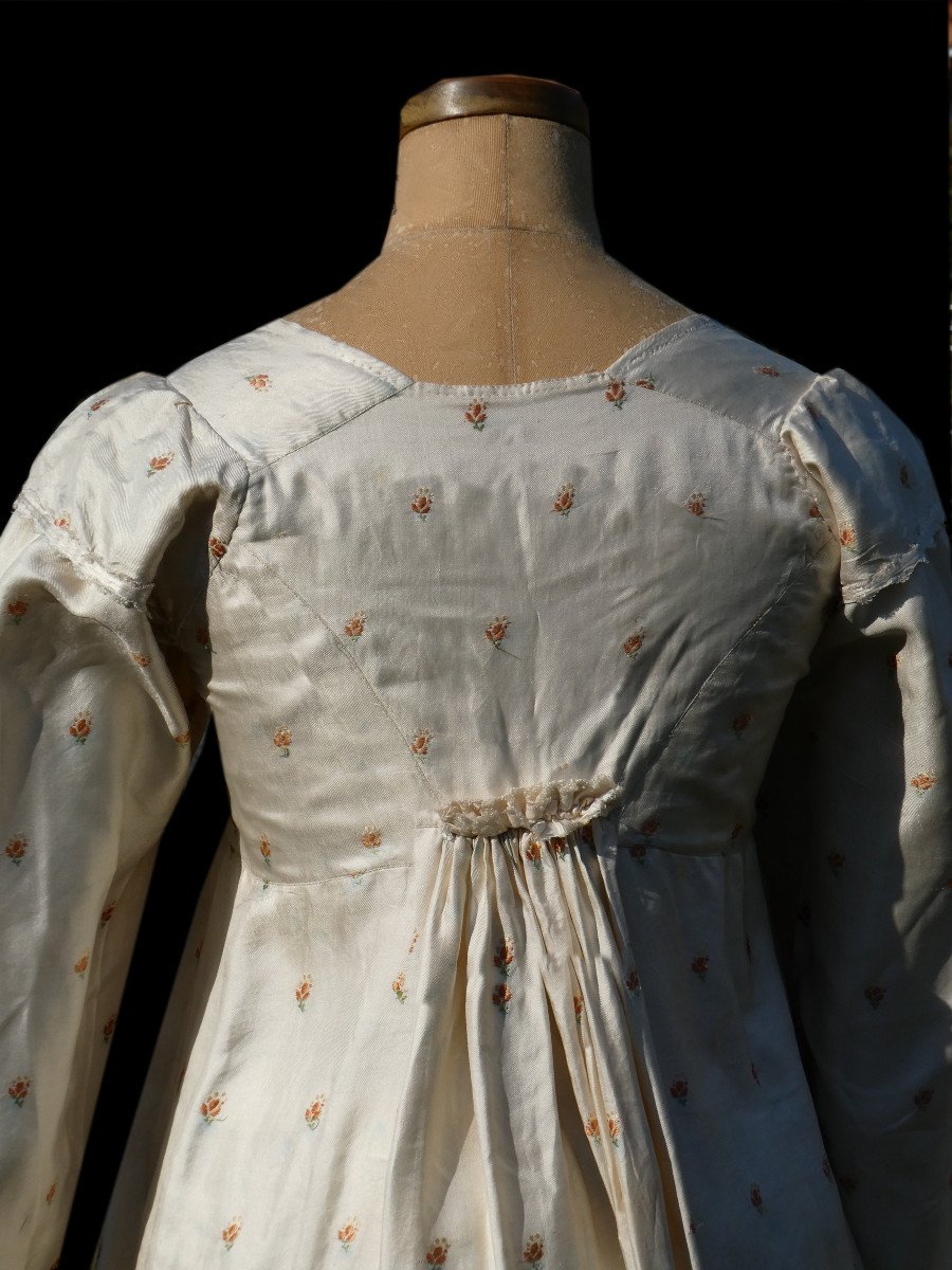 Late 18th Century Dress, Marvelous Directoire Period, Silk Costume, Empire Waist 1790 1800-photo-4