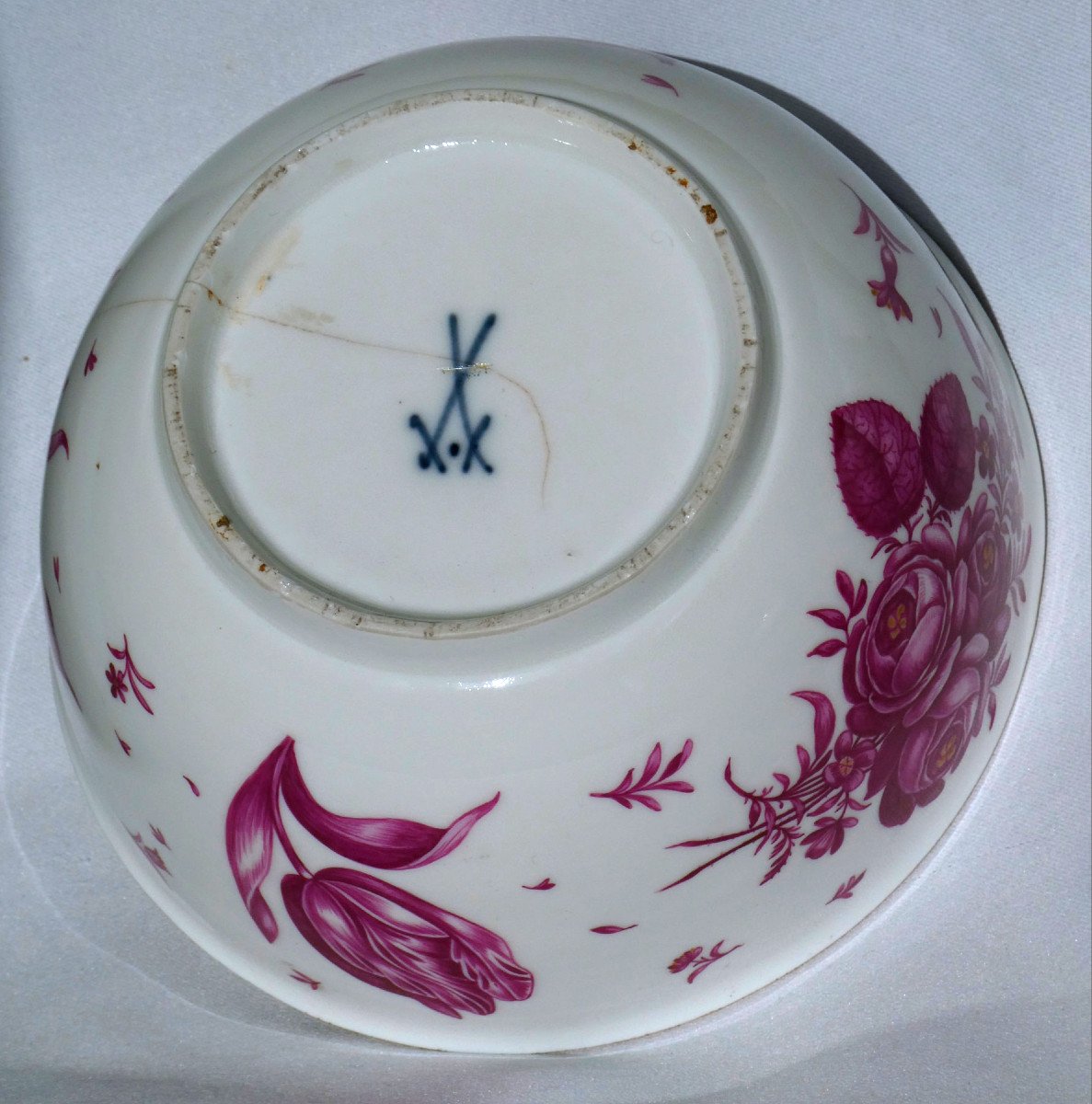 Large Meissen Porcelain Bowl / Salad Bowl Circa 1730, Floral Rose Decor, Kakiemon-photo-3