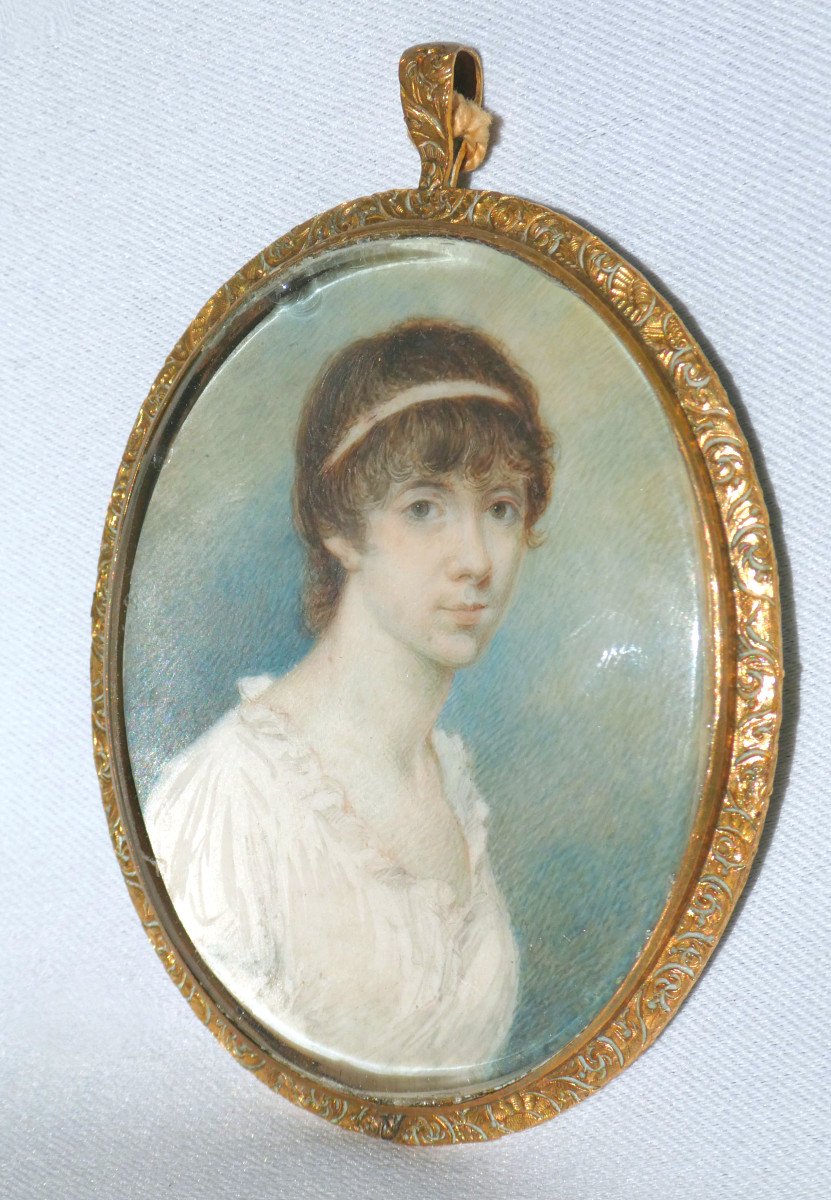 Grande Miniature , Portrait De Jeune Femme époque Premier Empire ; 1800 , Medaillon Bijou-photo-1