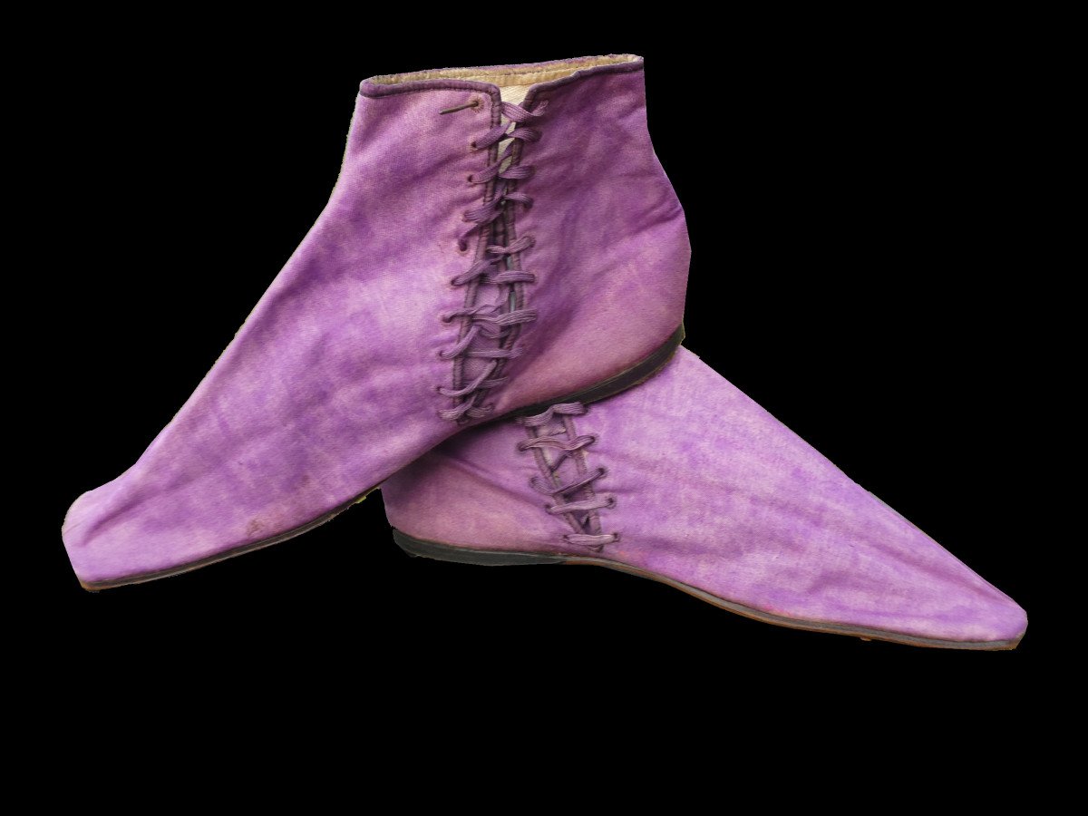 Pair Of Women's Shoes Around 1830, Adelaide Model Shoes, 19th Century Romantic Costume-photo-1
