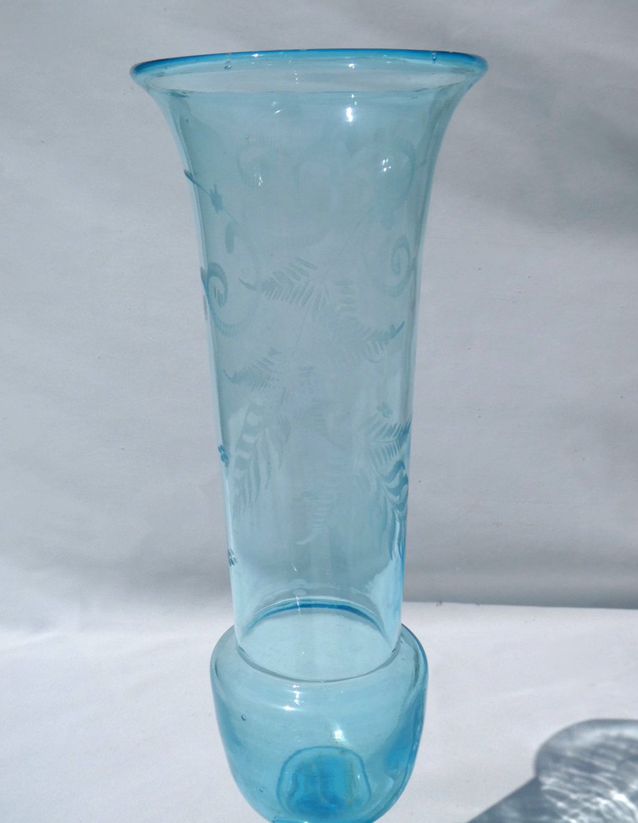 Grand Vase Soliflore En Verre Sablé , époque Louis Philippe , Vers 1830 , Bleu Décor De Fougere-photo-3