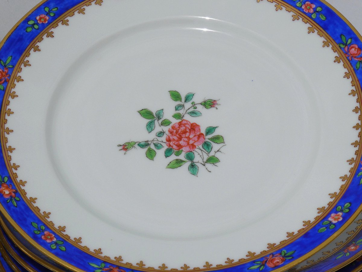 Serie d'Assiettes En Porcelaine De Limoges , Style XVIIIe Siecle , Décor De Roses , Samson XIXe-photo-3