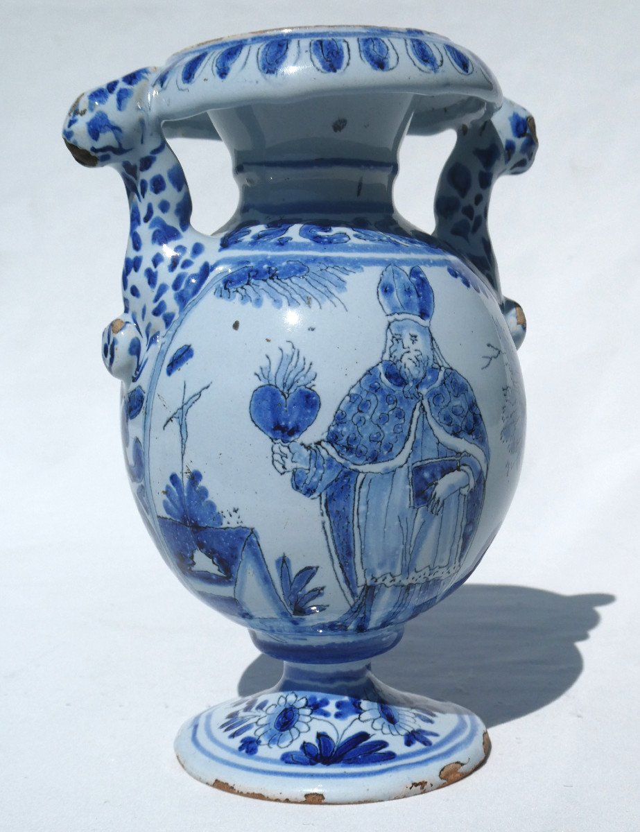 Vase En Faience De Nevers Epoque XVIIIe Siecle , Saint Eveque , Décor Religieux -photo-3