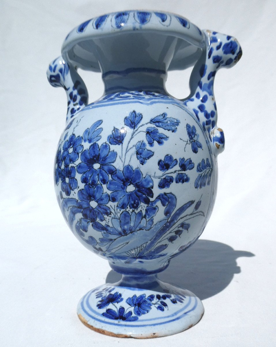Vase En Faience De Nevers Epoque XVIIIe Siecle , Saint Eveque , Décor Religieux -photo-2