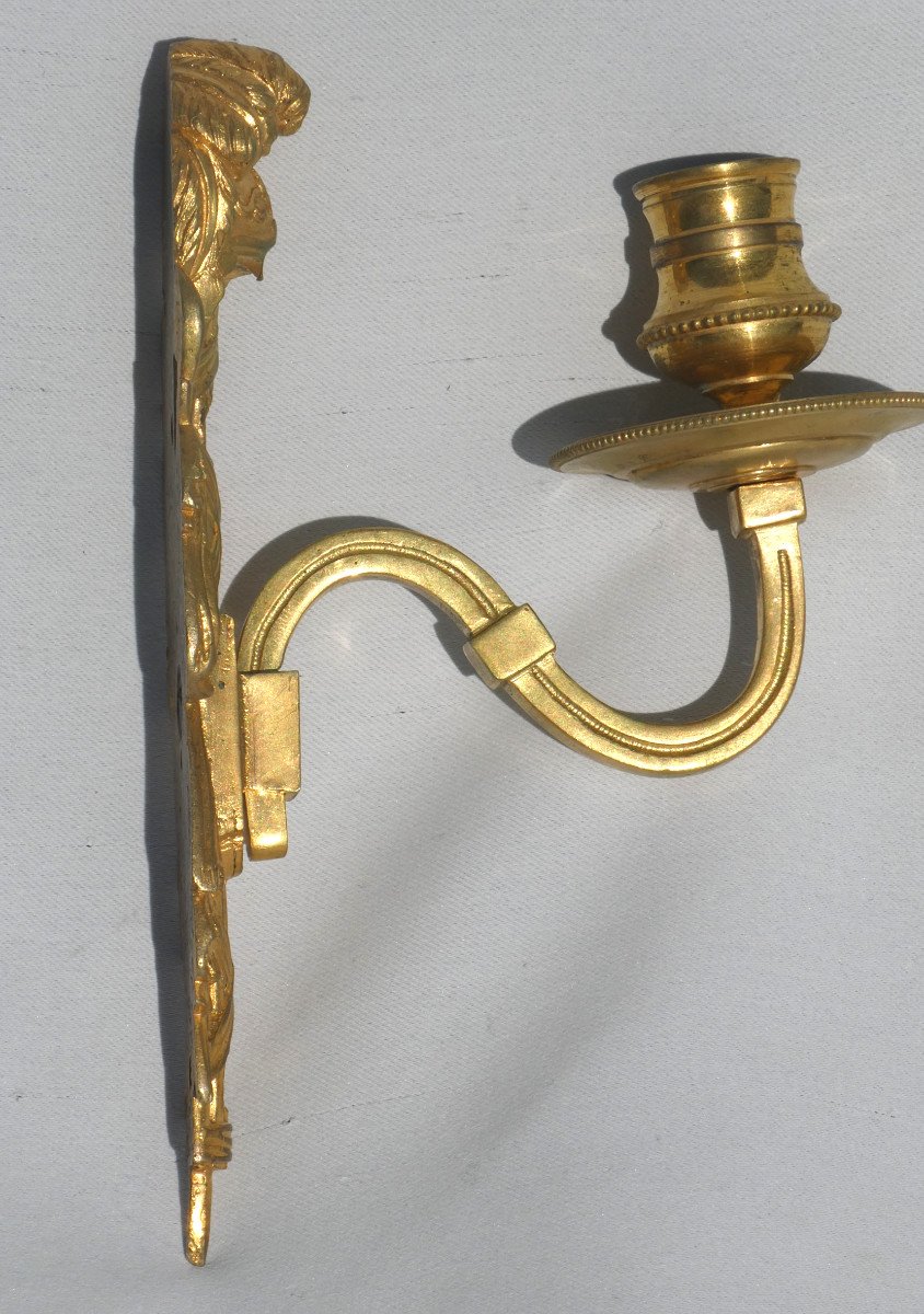 Paire d'Appliques En Bronze Doré époque XVIIIe Siecle , Un Bras De Lumiere , Décor De Cuirasse-photo-7