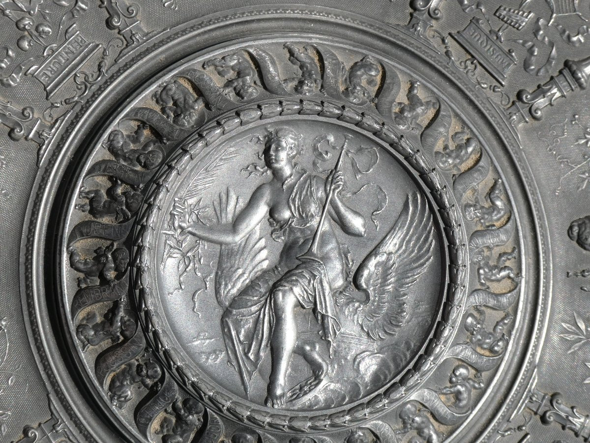 Renaissance Style Navel Dish, Signed Jules Brateau, Decorative Arts, Napoleon III, Pewter-photo-5