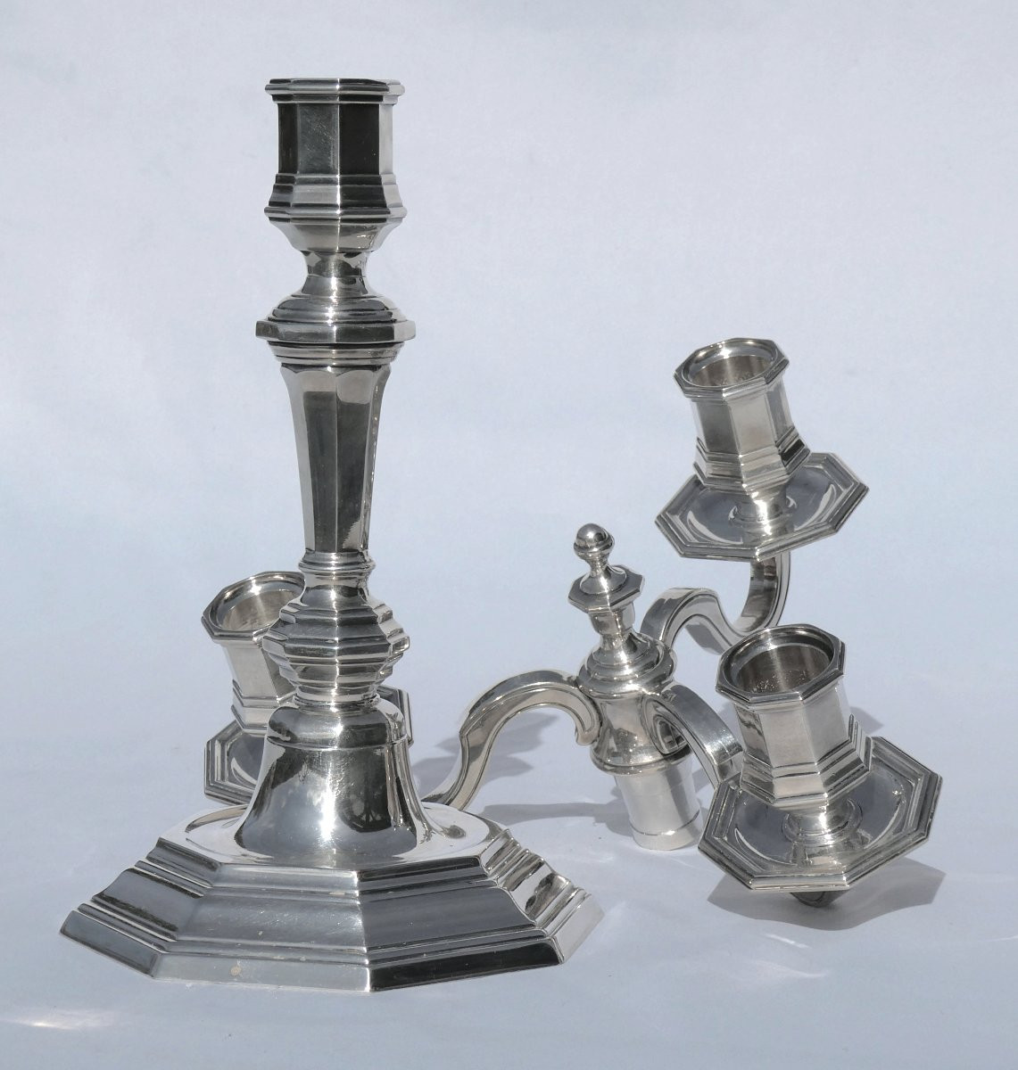 Paire De Candelabres En Métal Argenté Christofle , Modele Cluny , Regence Chandeliers bougeoirs-photo-4