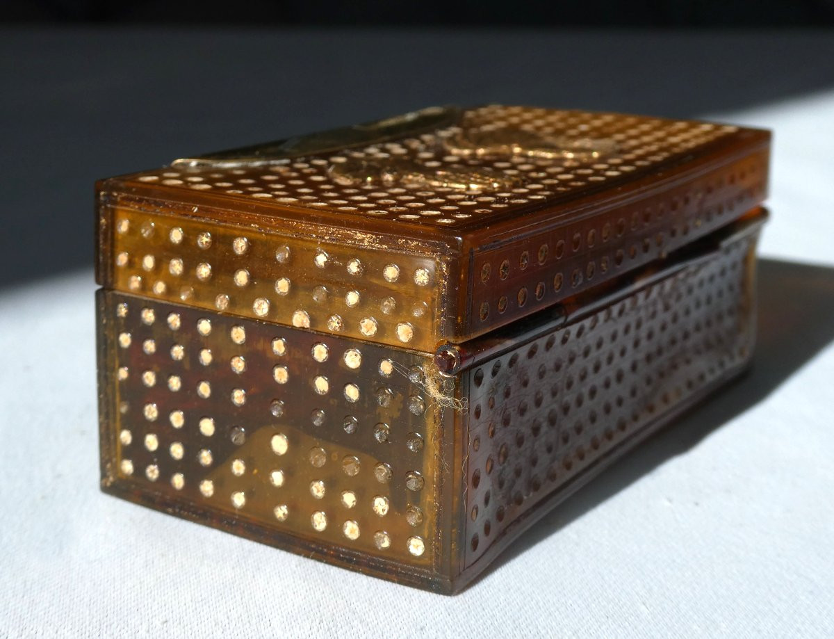 TABATIERE EPOQUE XVIIIE SIECLE , corne , profils du roi de france & marie antoinette 1780 BOITE-photo-2