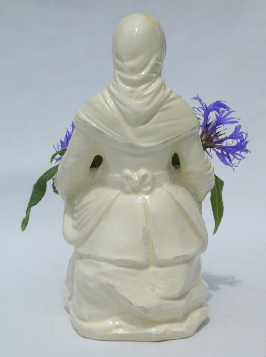 18th Century Planter, Terre De Lorraine / Pont Aux Choux, Seated Peasant Woman, Vase -photo-4