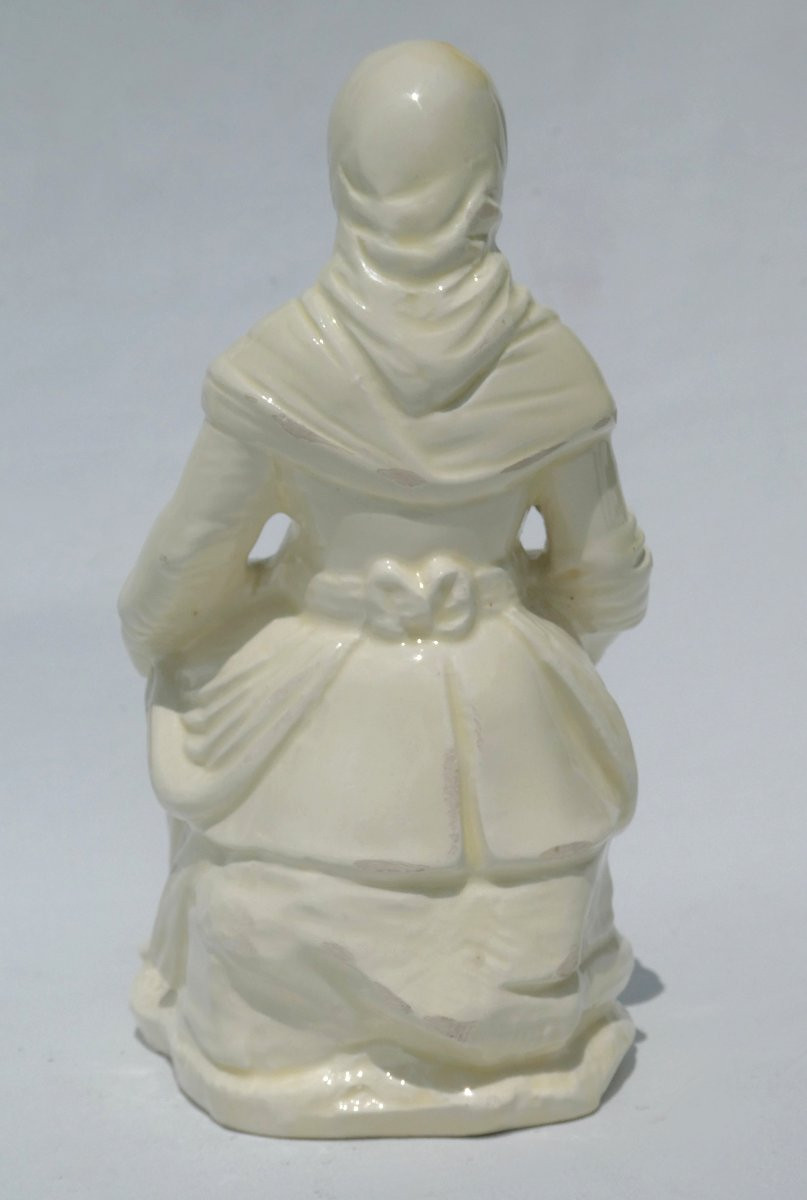 18th Century Planter, Terre De Lorraine / Pont Aux Choux, Seated Peasant Woman, Vase -photo-4
