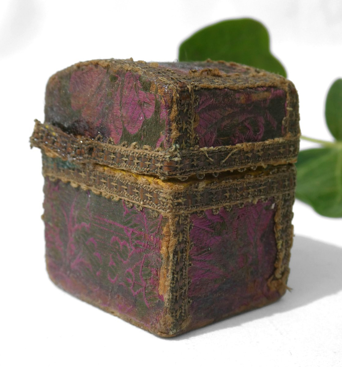 Jewelry Box / Ring Louis XV Period, Wood Covered With Brocaded Silk, Case, 18th Century Box 1750-photo-3