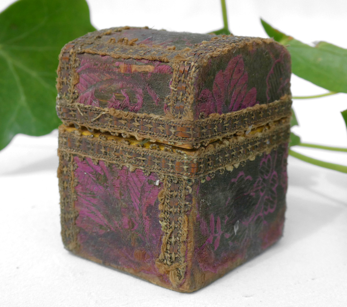 Jewelry Box / Ring Louis XV Period, Wood Covered With Brocaded Silk, Case, 18th Century Box 1750