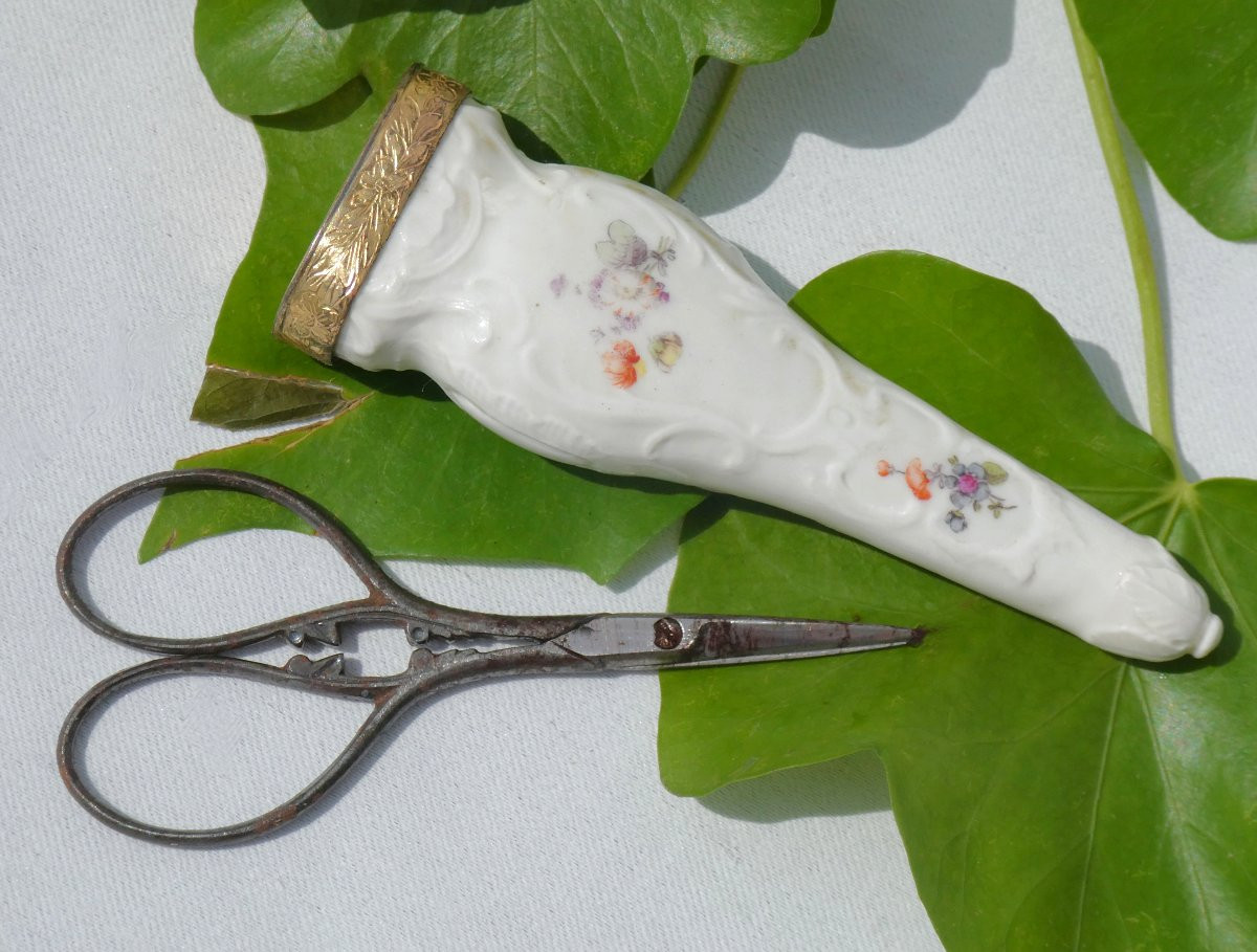 Meissen Saxon Porcelain Scissor Case, 18th Century Sewing Item-photo-4