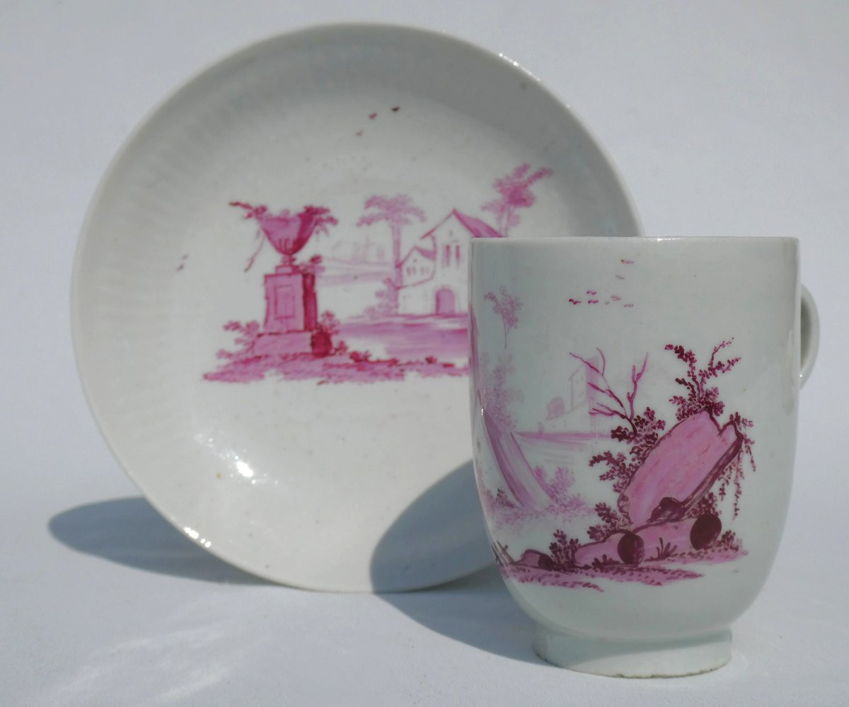 Tasse & Sous tasse En porcelaine XVIIIe siecle Decor à L'Antique Pourpe de Cassius , Manganese-photo-2
