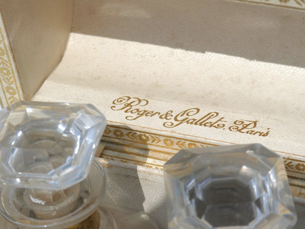 Cave A Parfum , Epoque Napoléon III , Flacons De Roger & Gallet , XIXe , Fleurs De Lys-photo-3