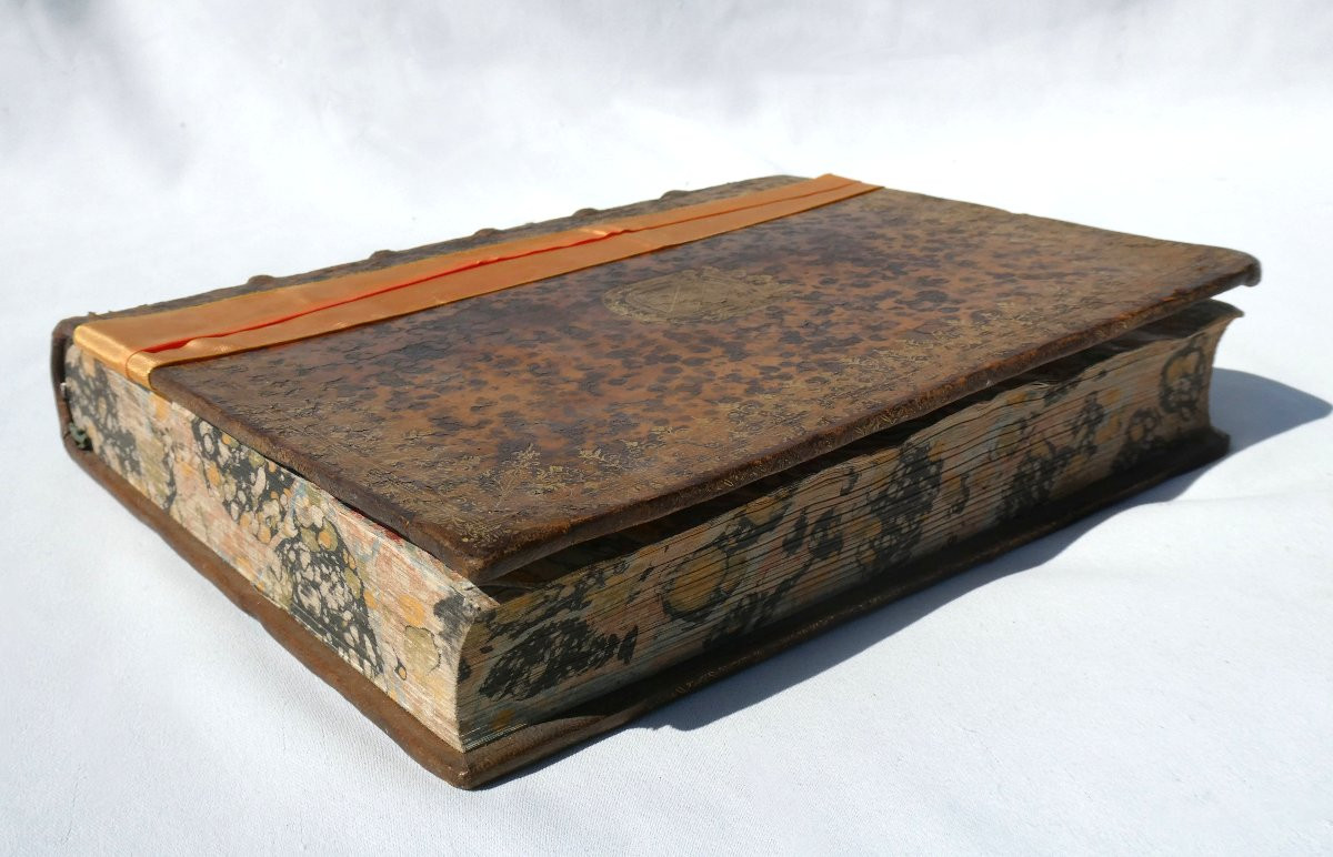 Boite à secrets , Livre Trompe L'oeil , XVIIIe Siecle Reliure Cuir , Couronne De Duc , Coffret-photo-3