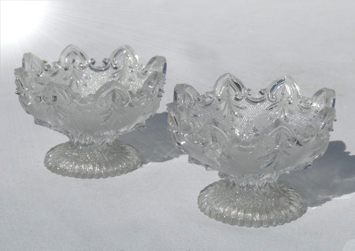 Paire De Salerons XIXe Cristal Moulé Du Creusot / Baccarat , Décor Gothique 1820 Charles X-photo-2