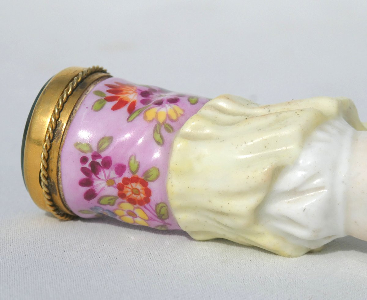 Meissen Style Polychrome Porcelain Perfume Case, 18th Century, Object Of Virtue, Scent, Arm-photo-2