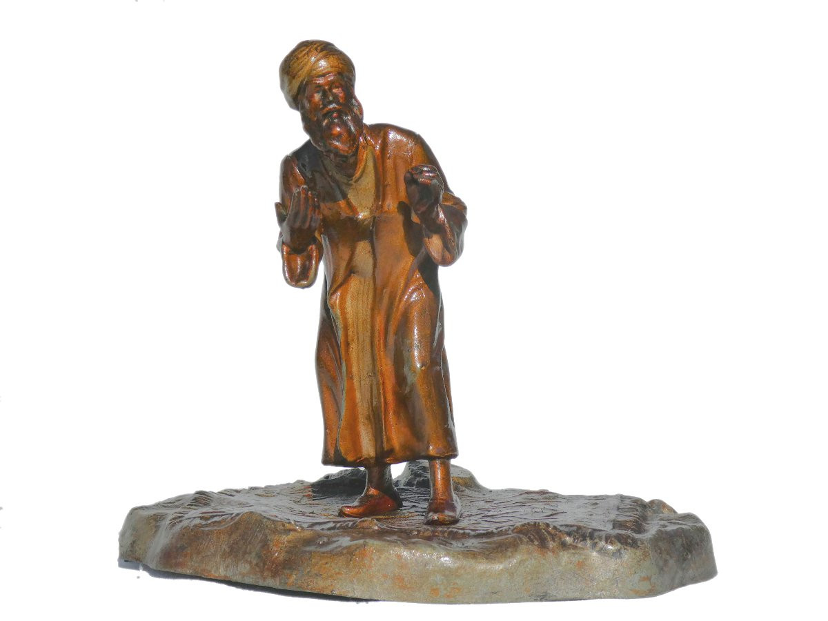Nuremberg Lead Sculpture, Orientalist Subject, Beggar With A Carpet, Vienna Bronze, 19th Century-photo-2