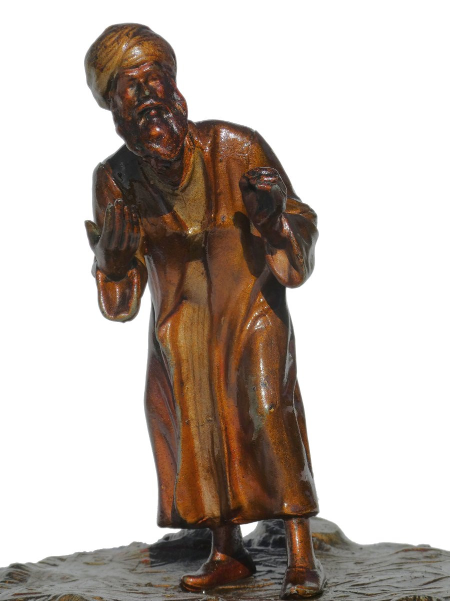 Nuremberg Lead Sculpture, Orientalist Subject, Beggar With A Carpet, Vienna Bronze, 19th Century-photo-3