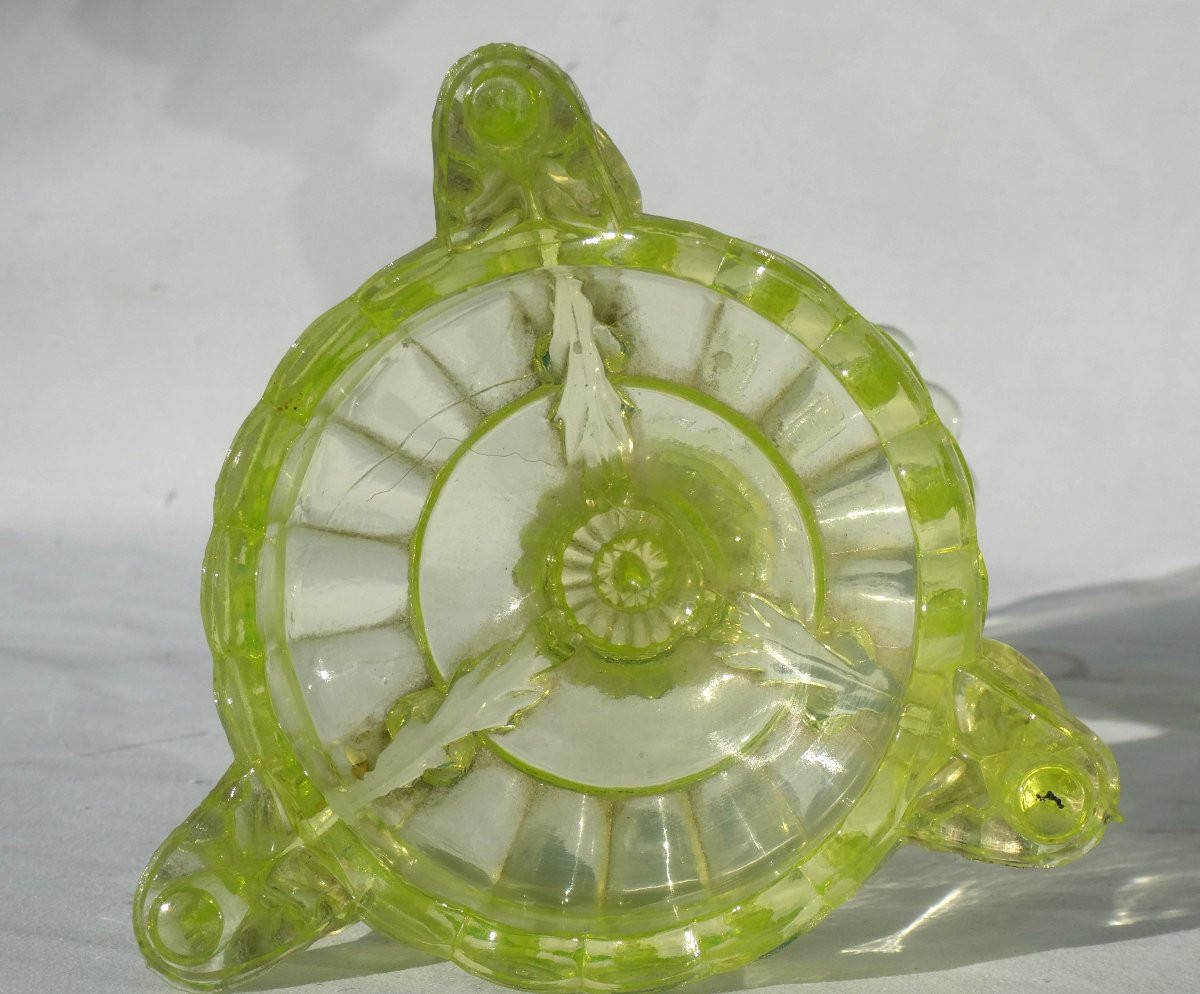 Pair Of Uranium Glass Candlesticks, Napoleon III Era, 19th Century, Chandelier, Neo-renaissance-photo-1