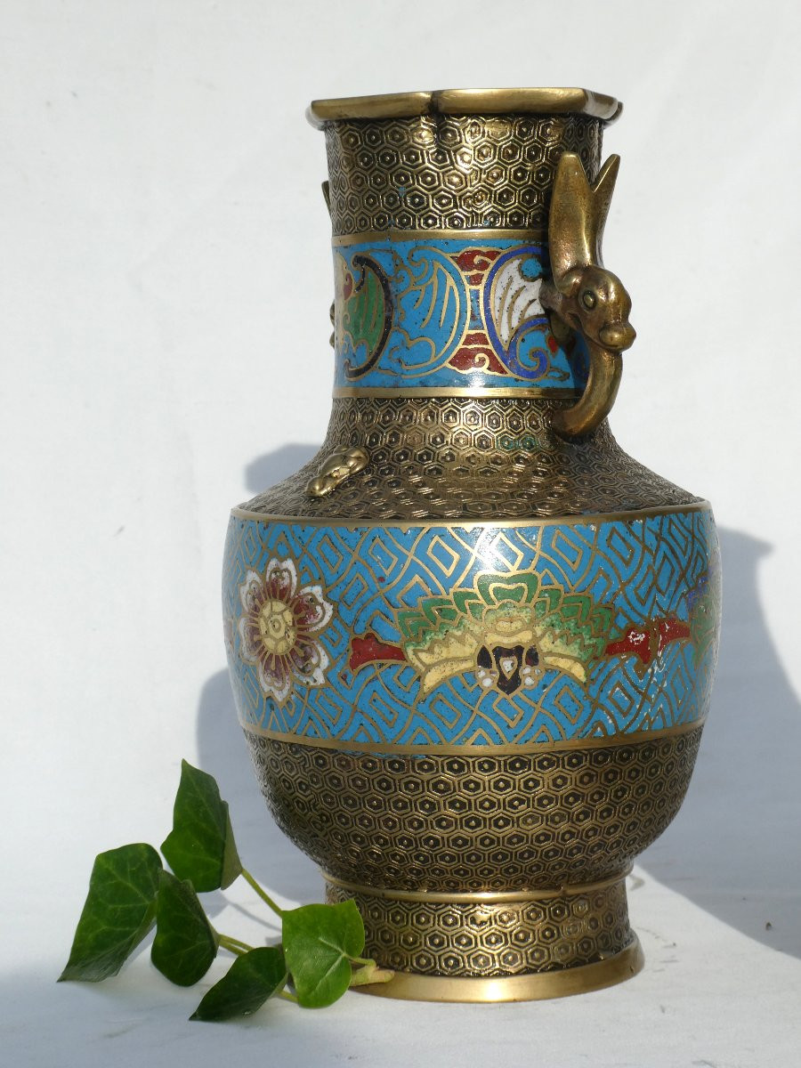 Paire De Vases Japonais En Bronze Cloisonné , Asie XXe siecle , Emaux 1900-photo-1