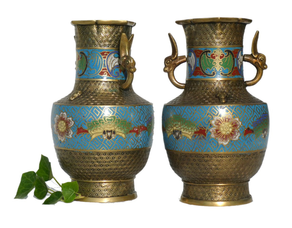 Paire De Vases Japonais En Bronze Cloisonné , Asie XXe siecle , Emaux 1900-photo-2
