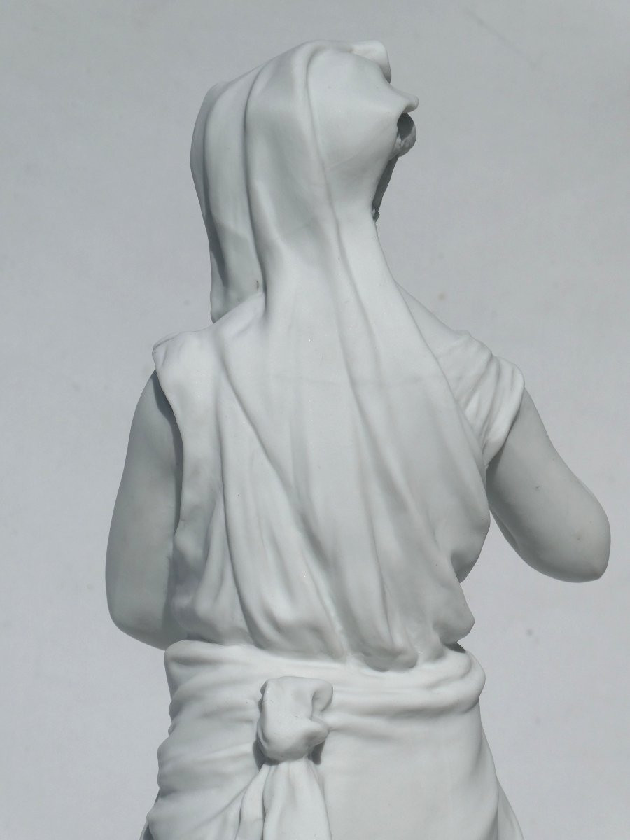 Large Sculpture In Natural Biscuit Porcelain, Napoleon III Period, 19th Century, Young Woman In Drapery -photo-3