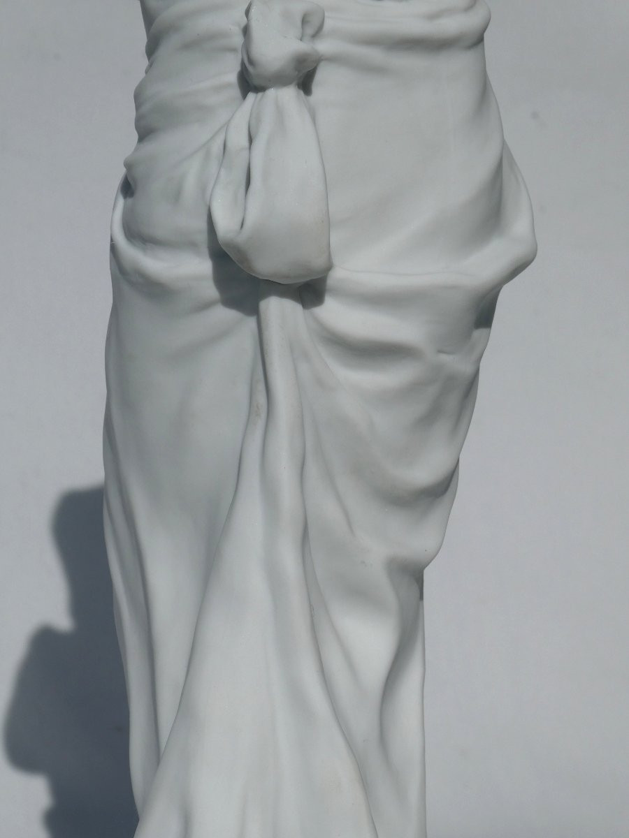 Large Sculpture In Natural Biscuit Porcelain, Napoleon III Period, 19th Century, Young Woman In Drapery -photo-4