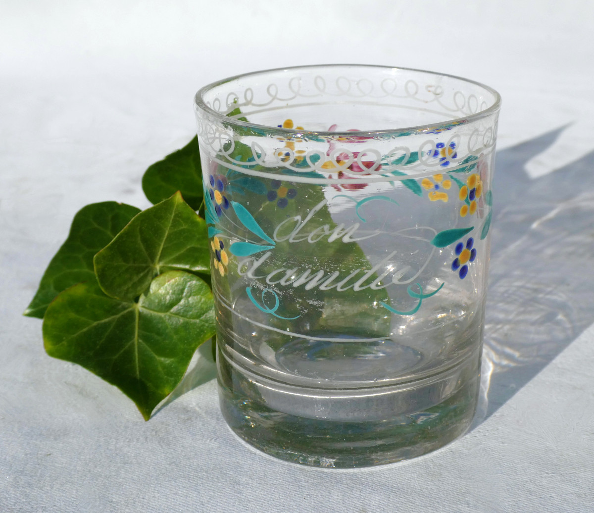 Verre Gobelet Normand , Epoque Louis XVI , XVIIIe , Amour , Fleurs peintes , Don D'Amitié 