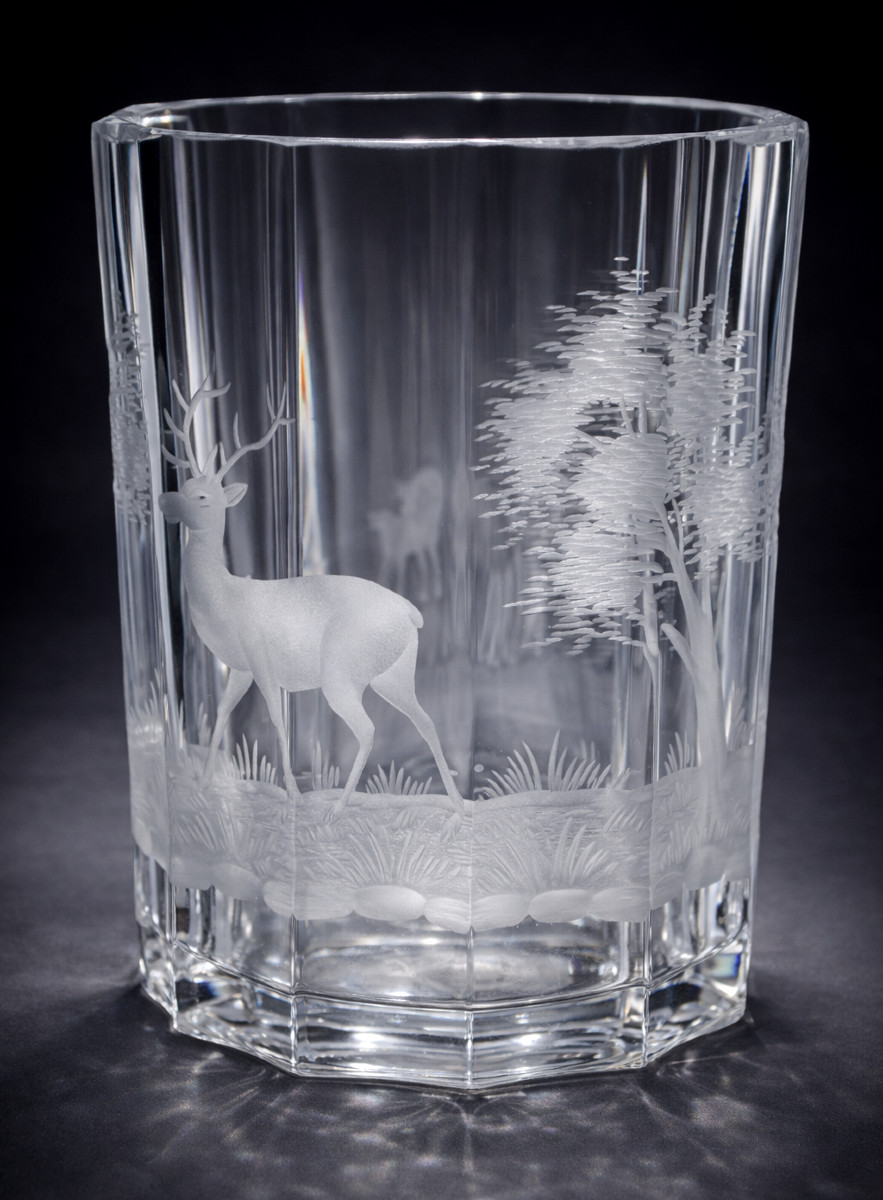 Grand Verre / Vase En Cristal Signé De Baccarat , Décor Gravé De Cerf Et Biche , Napoléon III