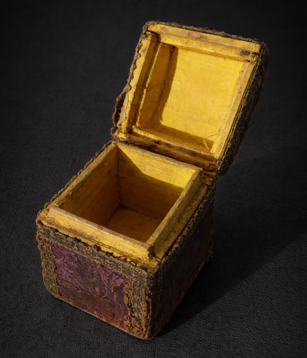 Louis XV Period Jewelry Box/ring, Wood Covered In Brocaded Silk, Case, 18th Century, 1750-photo-4