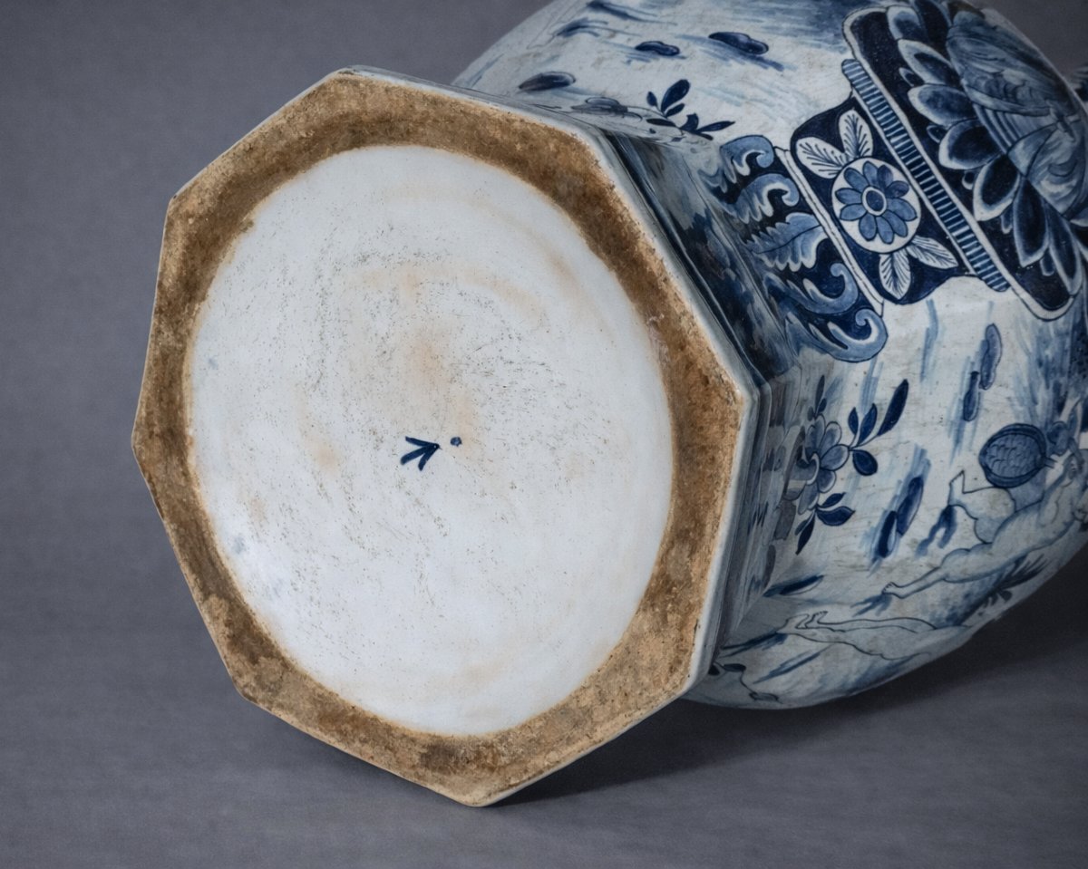 Grande Lampe de Table En Faience De Delft , Vase Bulbe , Decor D'Eveque & Chasseur Chiens xixe-photo-5