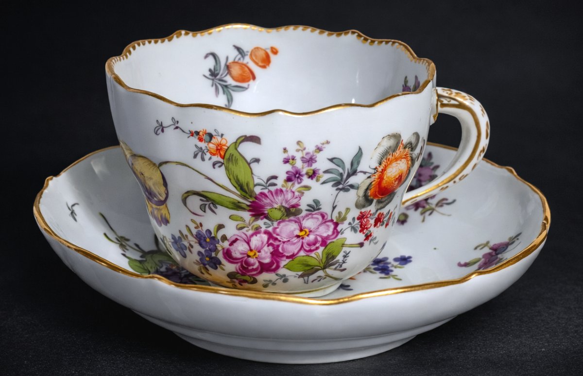 Tasse & Sa Sous Tasse , Porcelaine Dure De Meissen , Bouquets De fleurs , XIXe , Style XVIIIE-photo-2
