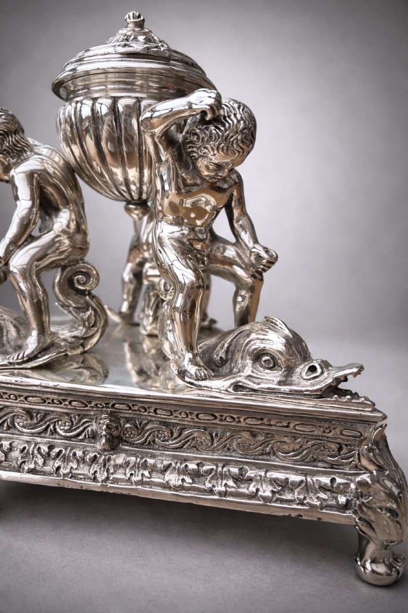 Important Centerpiece/inkwell, Napoleon III Period, Renaissance Style, Silvered Bronze -photo-2