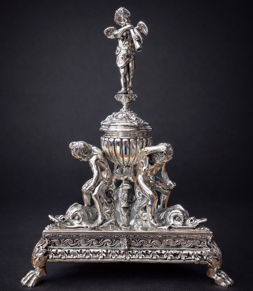 Important Centerpiece/inkwell, Napoleon III Period, Renaissance Style, Silvered Bronze 
