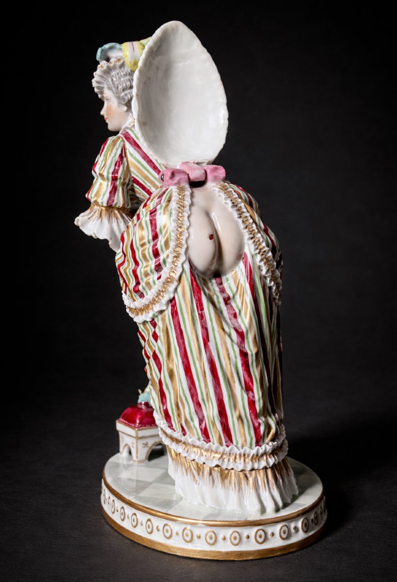Sujet érotique En Porcelaine Allemande Femme XVIIIe Siecle , Objet Seditieux Mécanisme Curiosa-photo-3