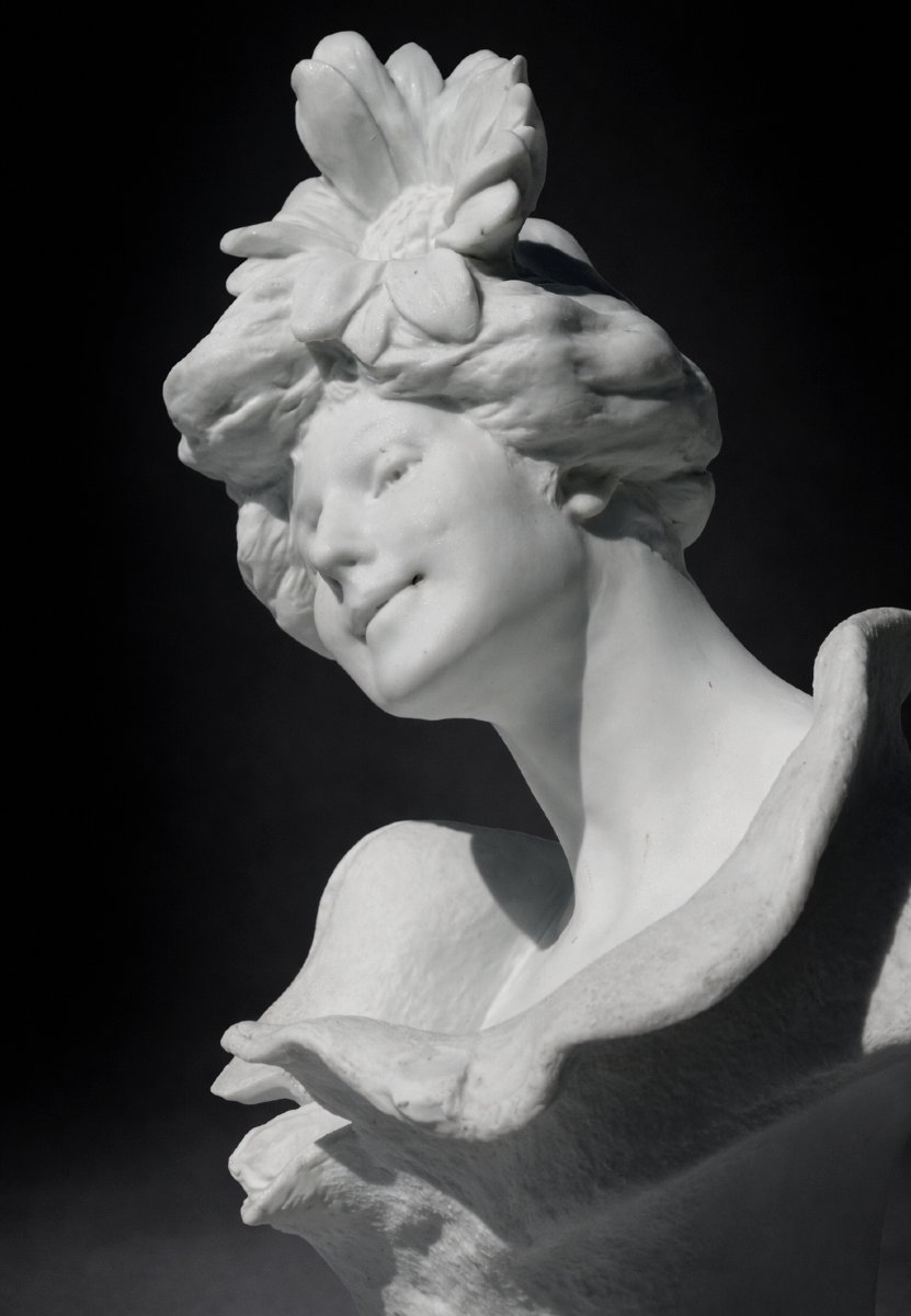 Natural Biscuit Porcelain Bust, Young Woman In Art Nouveau Style, Circa 1900, 19th Century, Signed-photo-4