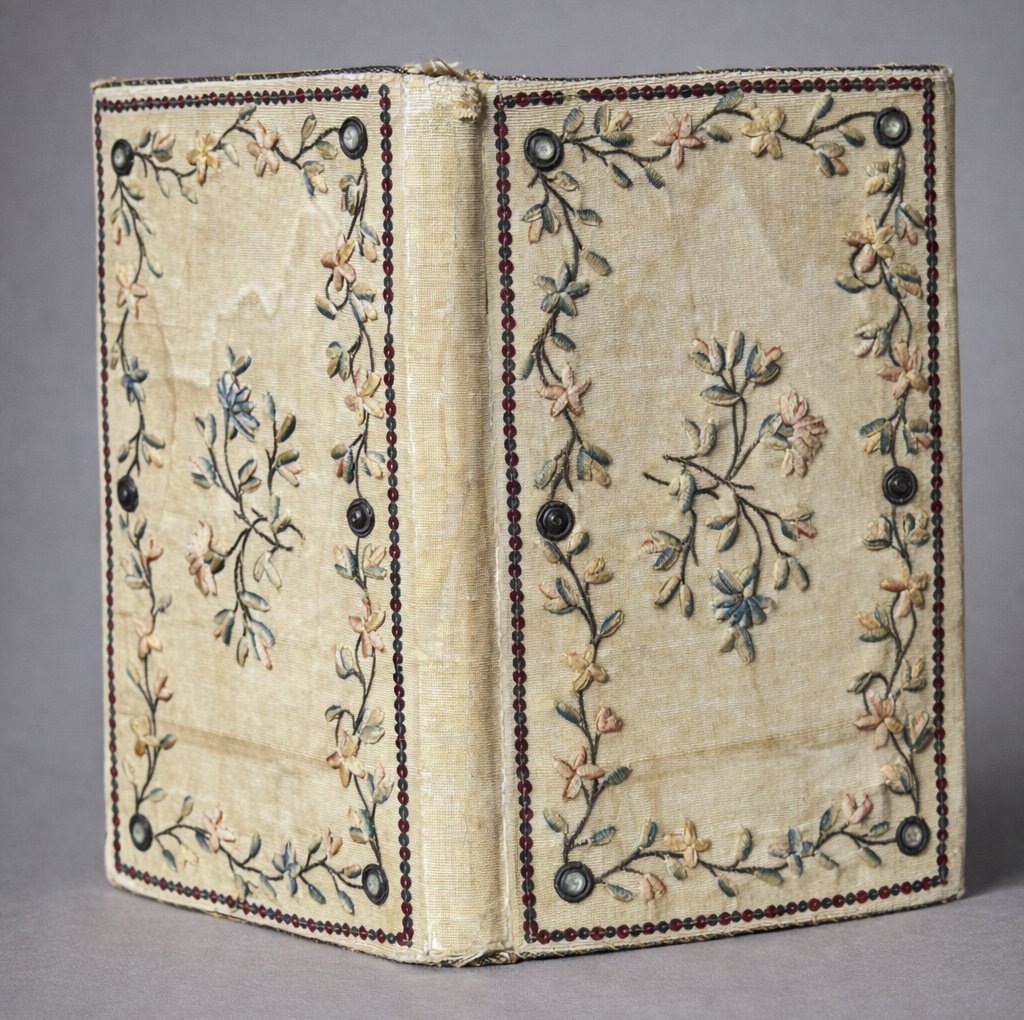Louis XVI Period Wallet, Object Of Virtue, 18th Century, Silk Embroidery, Notebook, Gold Clasp-photo-2