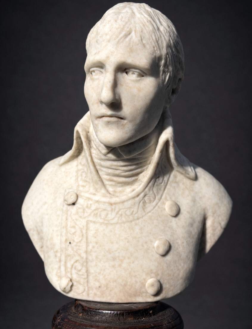 Buste En Biscuit , Epoque Empire , Napoléon Ier Consul , Directoire , Bonaparte XIXe , Boizot