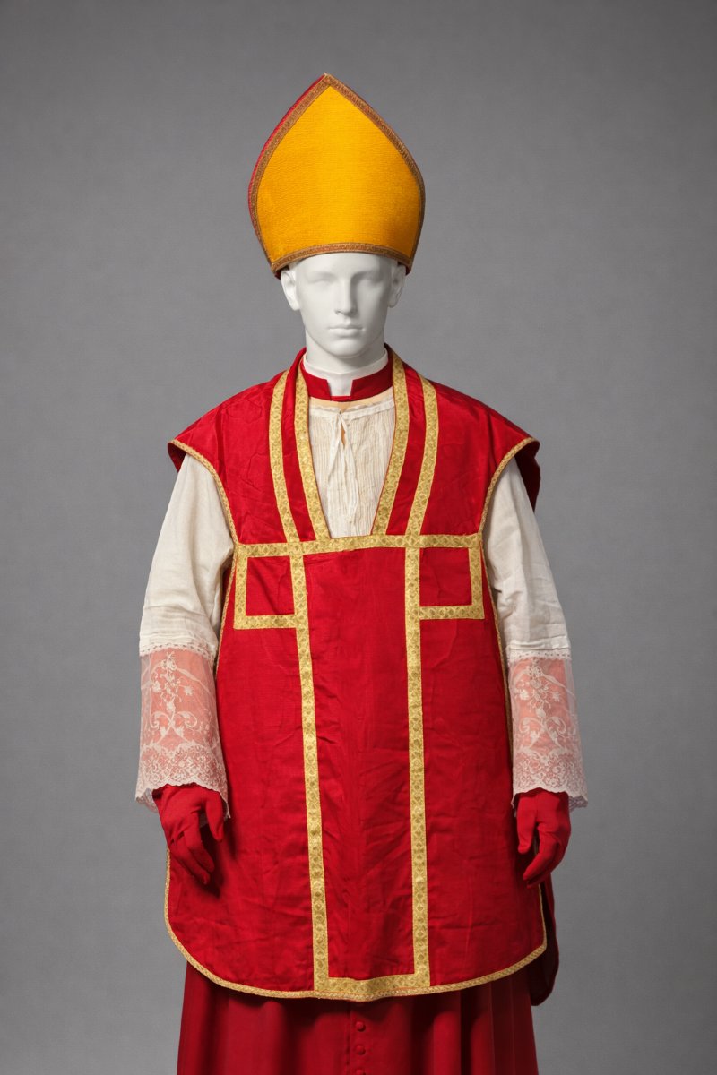 Tenue De Cardinal , Surplis En Dentelle , Mitre , Gants , Barrette Rochet , Fascia , Dalmatique-photo-3